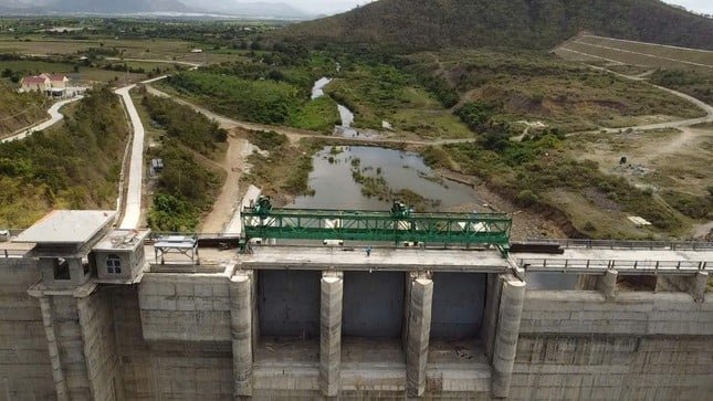 La razón por la cual el embalse de 1 billón de VND en Ninh Thuan se 'inundó' en progreso foto 2