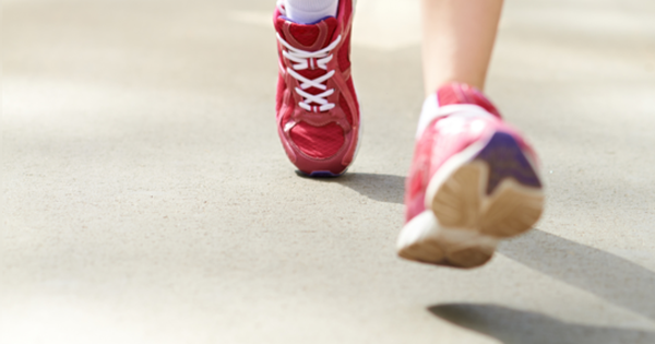 5 avantages surprenants de marcher 10 minutes après le dîner