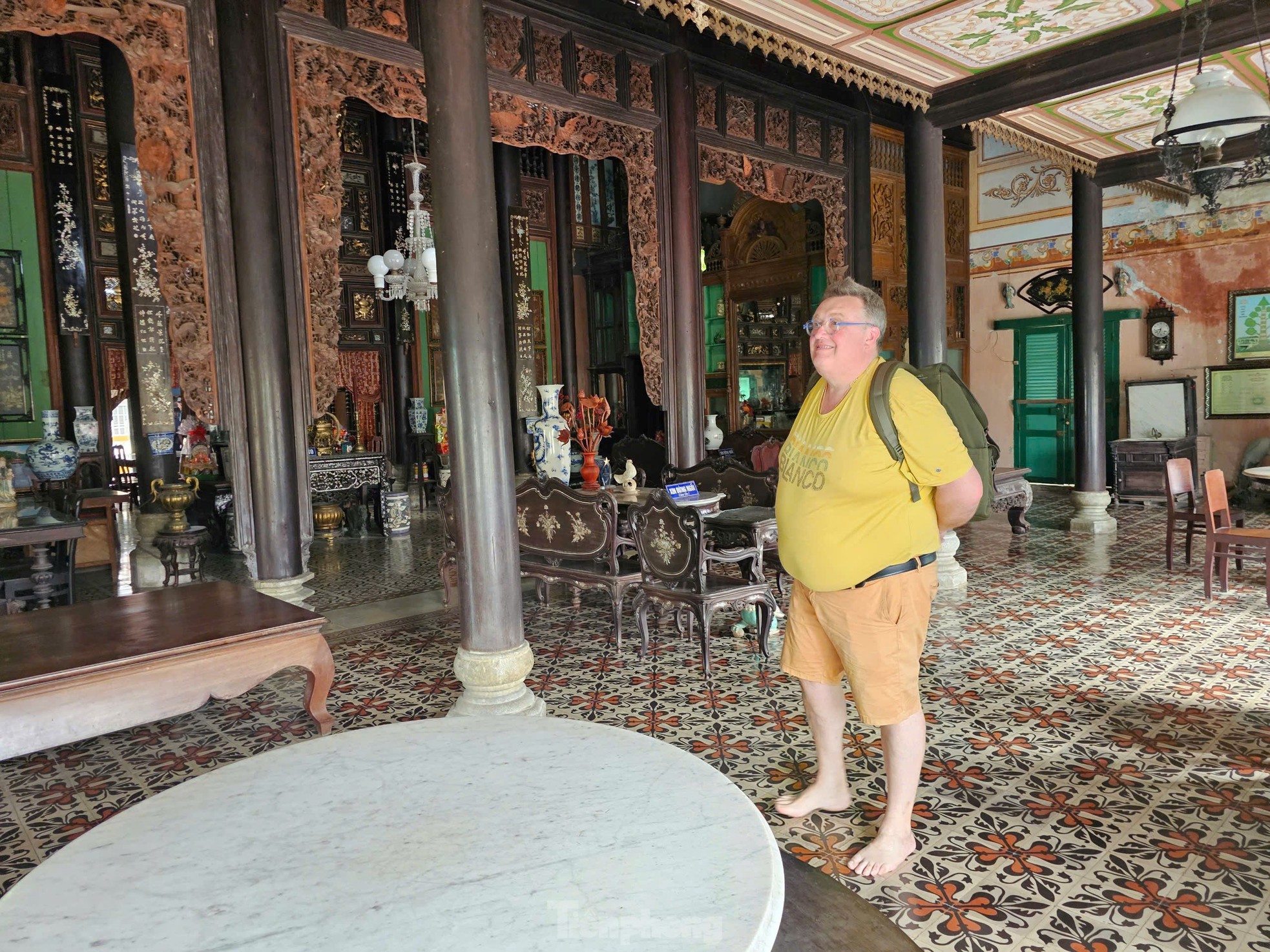 Los turistas quedan fascinados con la casa donde se filmó la famosa película 'El Amante' foto 1