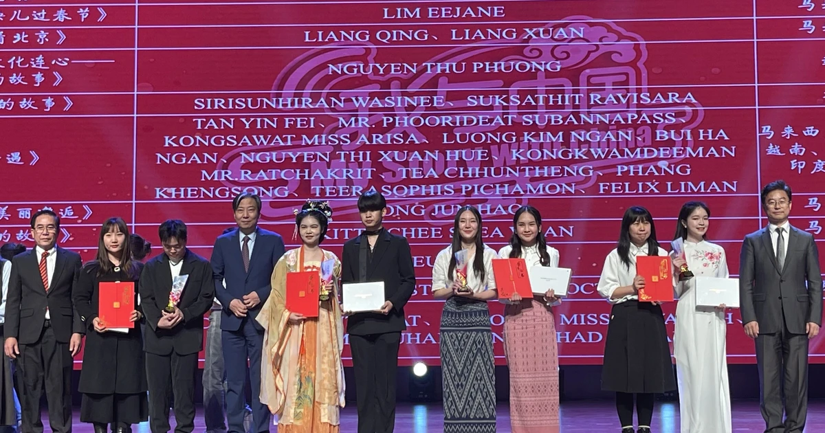 Vietnamese students win many prizes at video creation contest in China