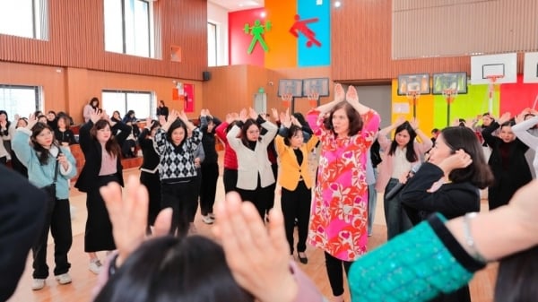 Connecting 300 schools in Hanoi and Thai Nguyen through an art education workshop