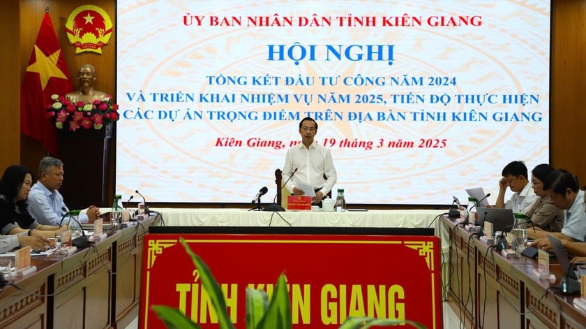 Ông Nguyễn Thanh Nhàn - Phó Bí thư Tỉnh ủy, Chủ tịch UBND tỉnh Kiên Giang phát biểu chỉ đạo tại hội nghị