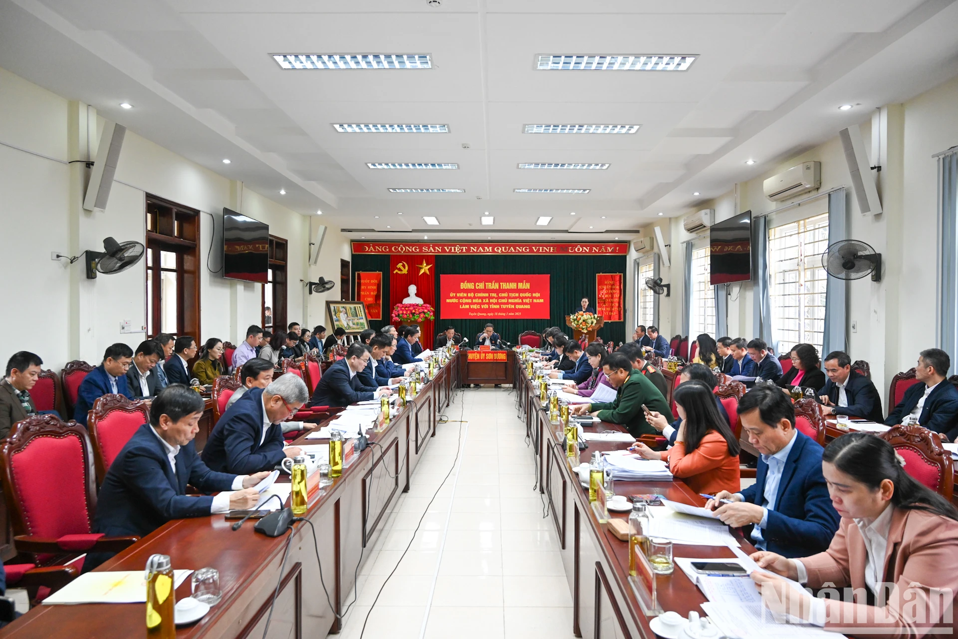 [Foto] Der Vorsitzende der Nationalversammlung, Tran Thanh Man, arbeitet mit der Provinz Tuyen Quang zusammen. Foto 4