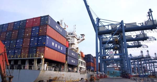 More than 135 million tons of cargo passed through seaports in 2 months