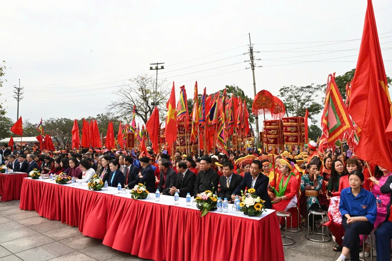 Eröffnung des Ba Tam Tempels und Pagodenfestivals 2025, Foto 5