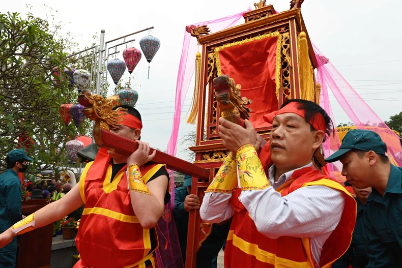 Eröffnungszeremonie des Ba Tam Tempels und Pagodenfestivals 2025, Foto 3