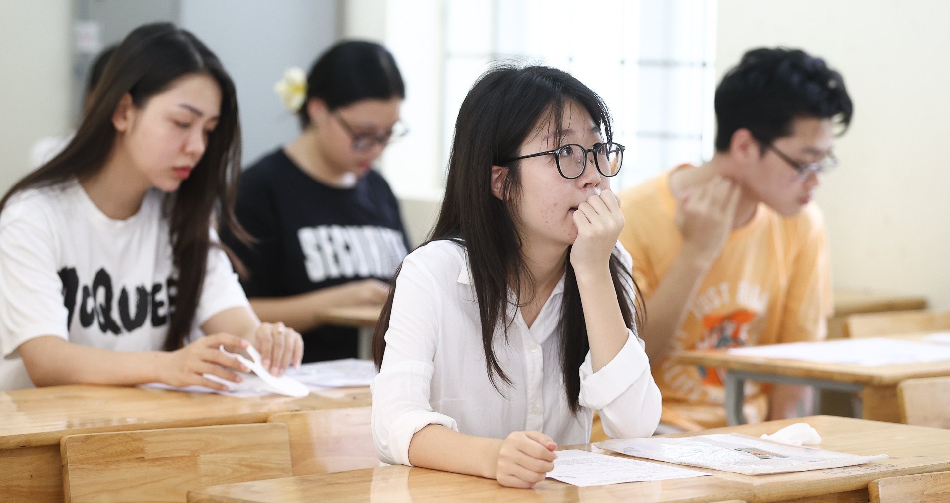 Fusionando provincias antes del 30 de agosto, ¿es necesario adelantar el calendario de exámenes de graduación de secundaria?