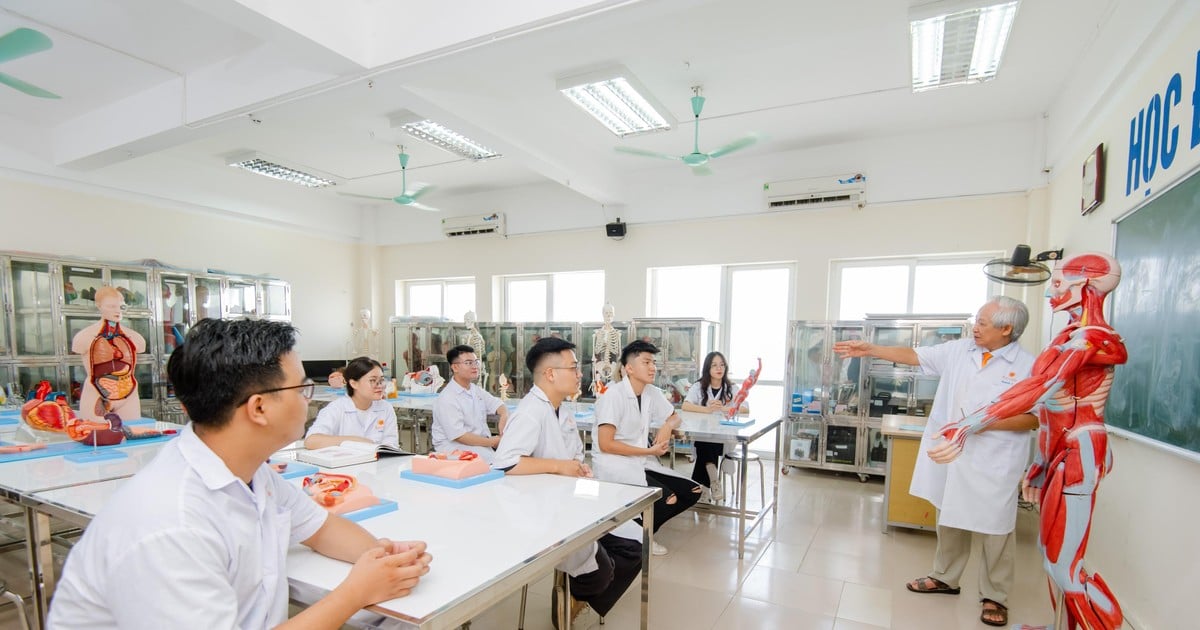 Plan de matriculación para 2025 de las facultades de medicina y farmacia