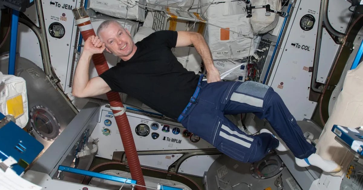 Stuck in space, how do astronauts do their laundry?