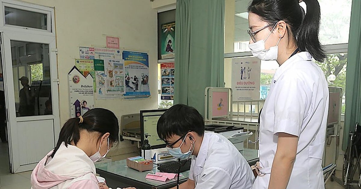 Nam Dinh speeds up vaccination to prevent measles