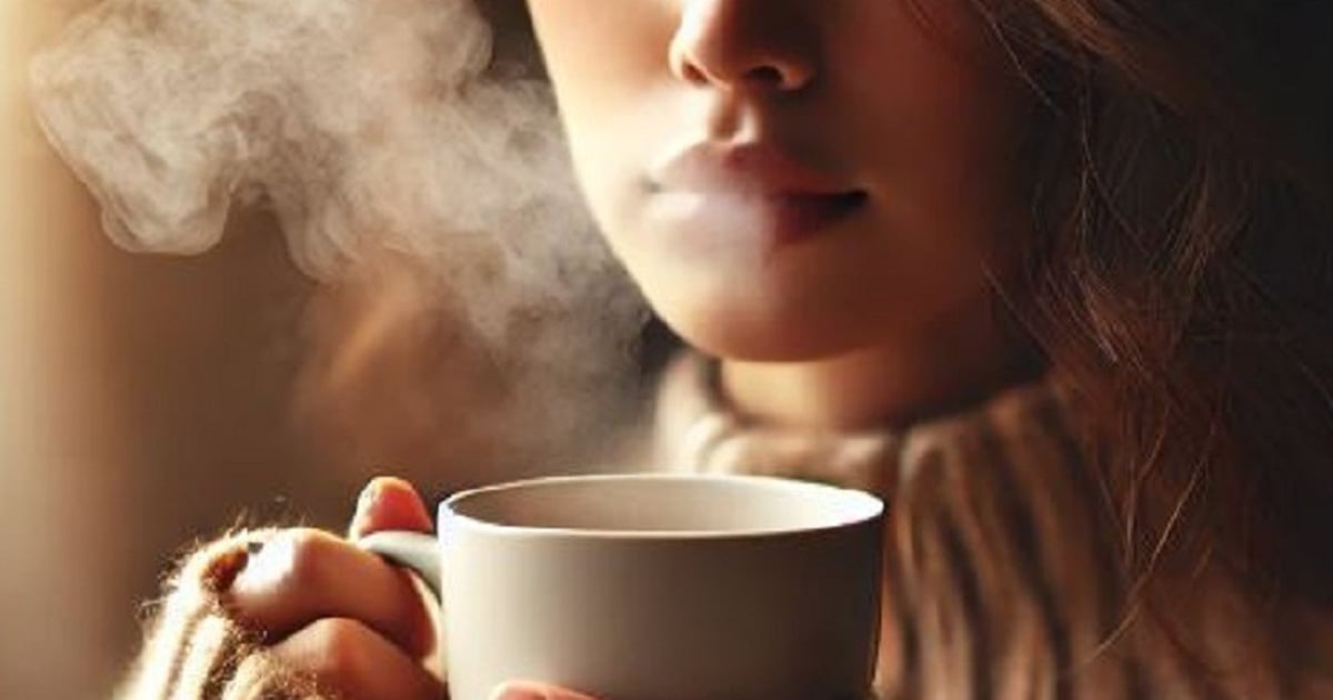 Unexpected benefits of drinking hot water at the right time of day