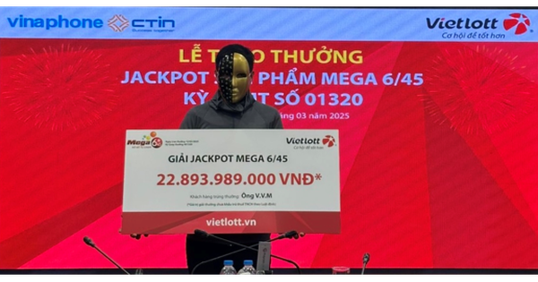 Buying Vietlott tickets by phone, a person in Ha Giang province won 22.8 billion VND