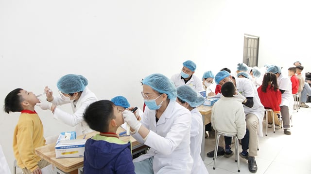 Free dental care for students and people in Hanoi