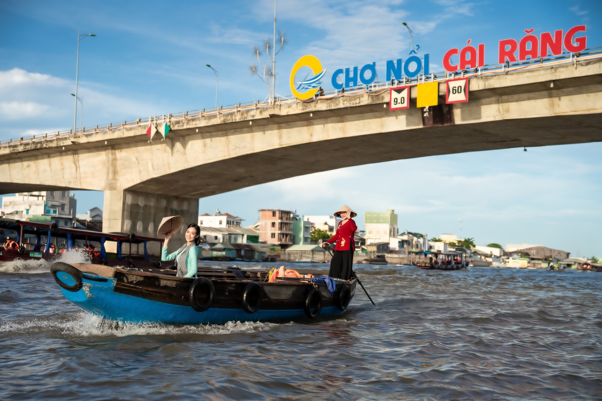 Hội nghị tổng kết thực hiện giao ước thi đua năm 2024 và ký kết chỉ tiêu giao ước thi đua năm 2025 của Cụm Thi đua 5 thành phố trực thuộc Trung ương