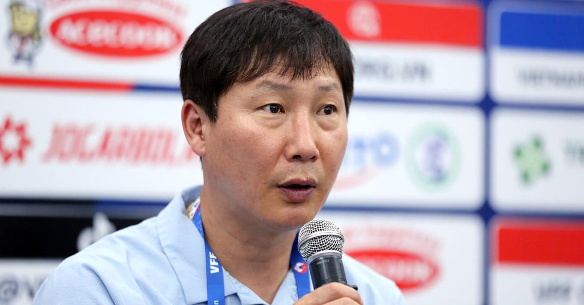 Coach Kim Sang Sik: I was startled when Hoang Duc slipped.