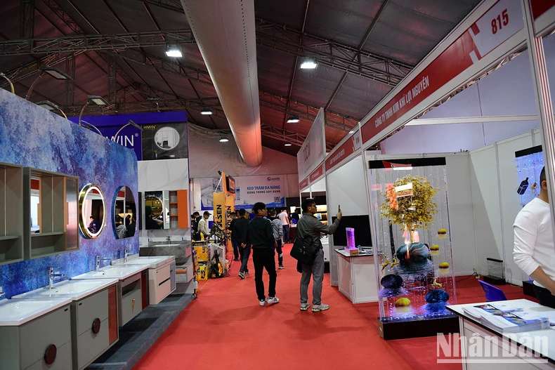 Herausragende Technologietrends auf der Vietbuild Hanoi International Exhibition 2025, Foto 3