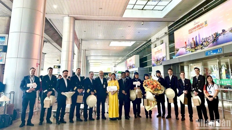 Ho Chi Minh City welcomes the first charter group from Iran to Vietnam