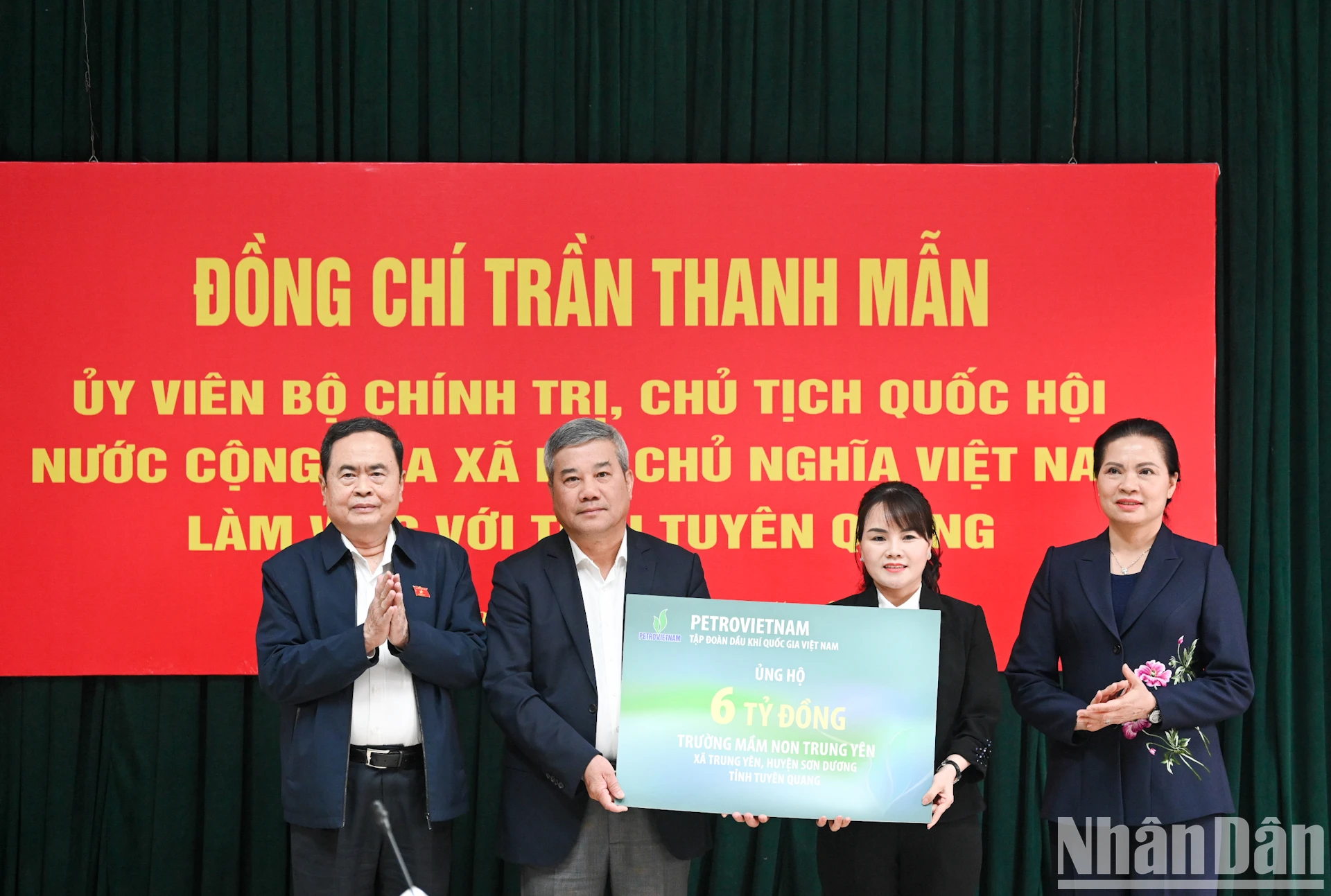 [Foto] Der Vorsitzende der Nationalversammlung, Tran Thanh Man, arbeitet mit der Provinz Tuyen Quang zusammen. Foto 11