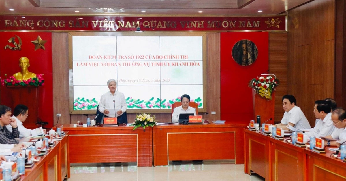 The inspection delegation of the Politburo and the Secretariat approved the draft Report on inspection results for the Standing Committee of the Khanh Hoa Provincial Party Committee.