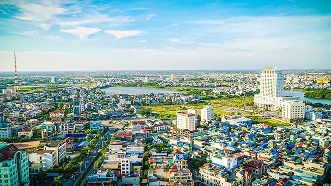 Nam Dinh: The second oldest urban area after Hanoi, has undergone 4 mergers and separations of provinces.