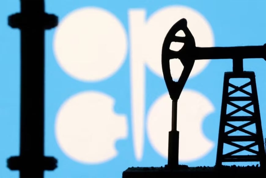 OPEC+ ยังคงถกเถียงกันว่าจะเพิ่มการผลิตน้ำมันในเดือนเมษายนตามแผนหรือจะตรึงการลดการผลิตโดยสมัครใจหรือไม่ ภาพประกอบ: Reuters