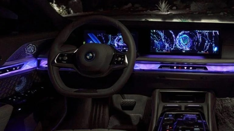 BMW Connected2 770x433.jpeg