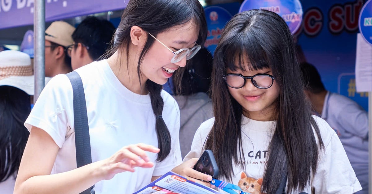 El Día de Admisiones y Orientación Profesional 2025 a través de la ‘lente’ de los estudiantes de medios