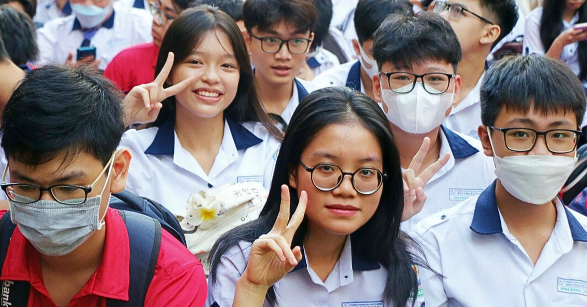 公立学校の生徒の授業料無料化に加え、学校や授業の資金に対する過剰な請求がなくなることを願っています。