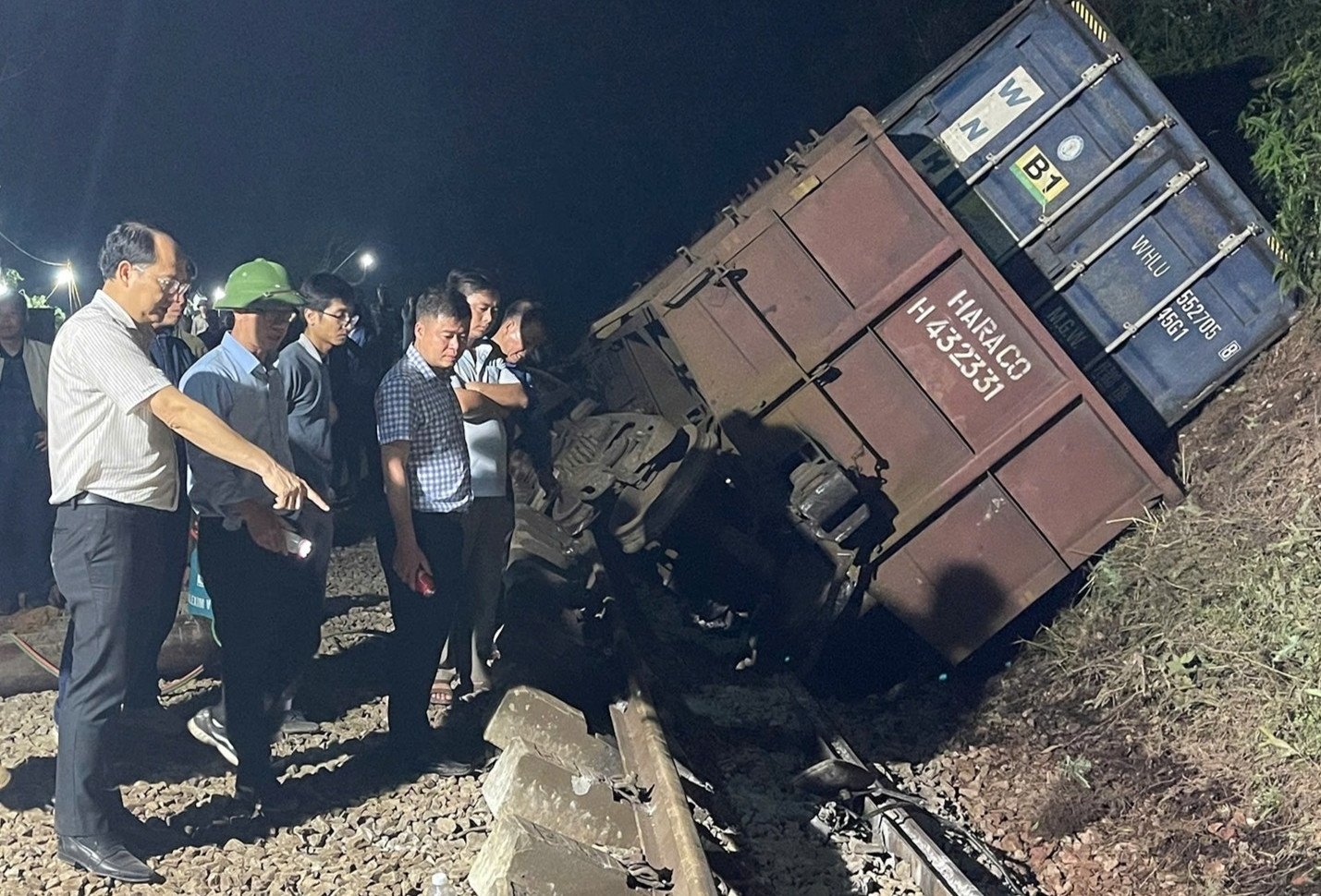 Déraillement d'un train après avoir heurté une voiture : la ligne ferroviaire Nord-Sud sera rouverte ce matin