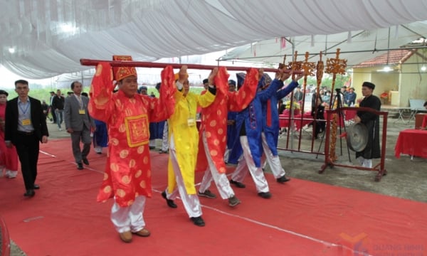 Acerca de Dam Ha asistirá al festival de casas comunales de Trang Y