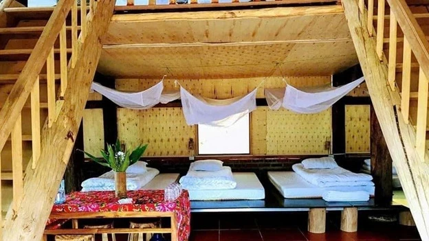 Đến Sin Suối Hồ du khách có nhiều sự lựa chọn về nơi nghỉ với những homestay được chủ nhà chăm chút sạch đẹp và xinh xắn.