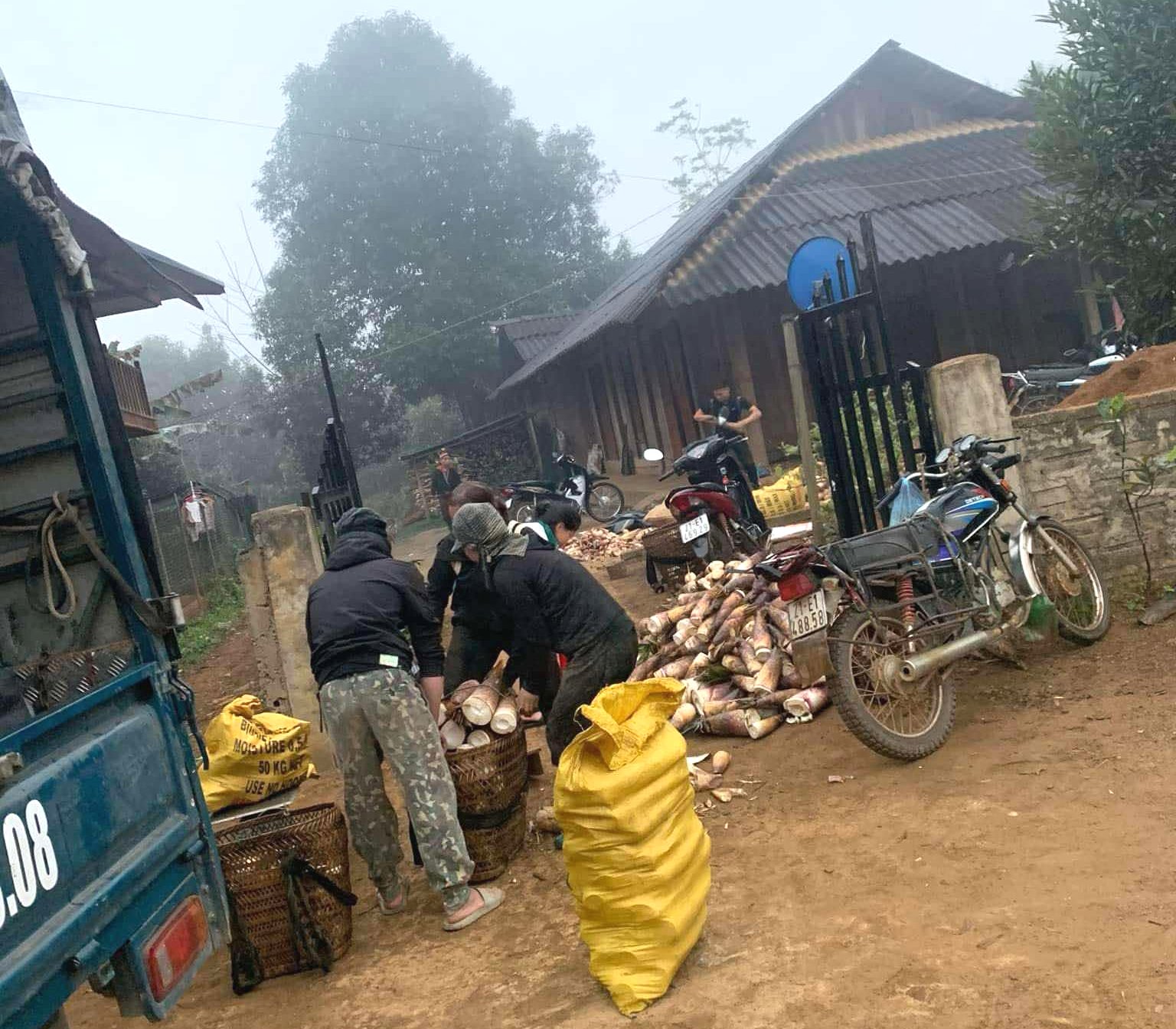 Món ăn bình dân vùng Tây Bắc được người dân Thủ đô đua nhau 