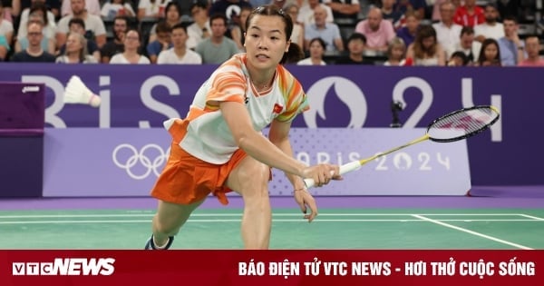 Nguyen Thuy Linh competes for the championship with the world's 13th ranked player