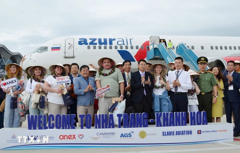 La demande de voyages de groupe de touristes russes au Vietnam a fortement augmenté.