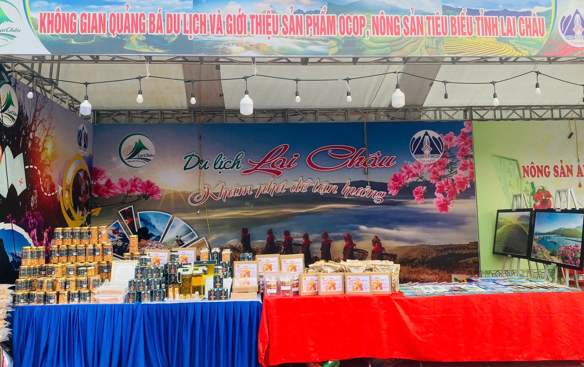 Lai Chau participates in 2 booths at the 2025 Ban Flower Festival and the 8th Dien Bien Province Ethnic Culture, Sports and Tourism Festival