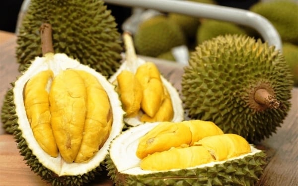 Durian-Exporte kühlen ab