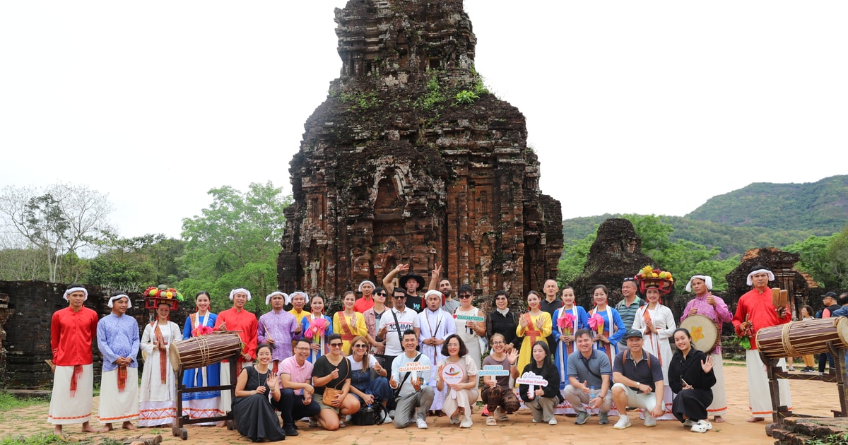 Đoàn famtrip Úc khảo sát du lịch tại Quảng Nam