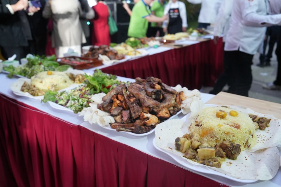 Les plats traditionnels sont joliment présentés. 