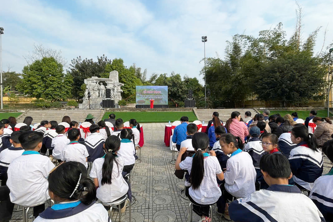 Lancement du concours « Expliquer les vestiges historiques et les sites pittoresques de la province de Bac Kan » en 2025