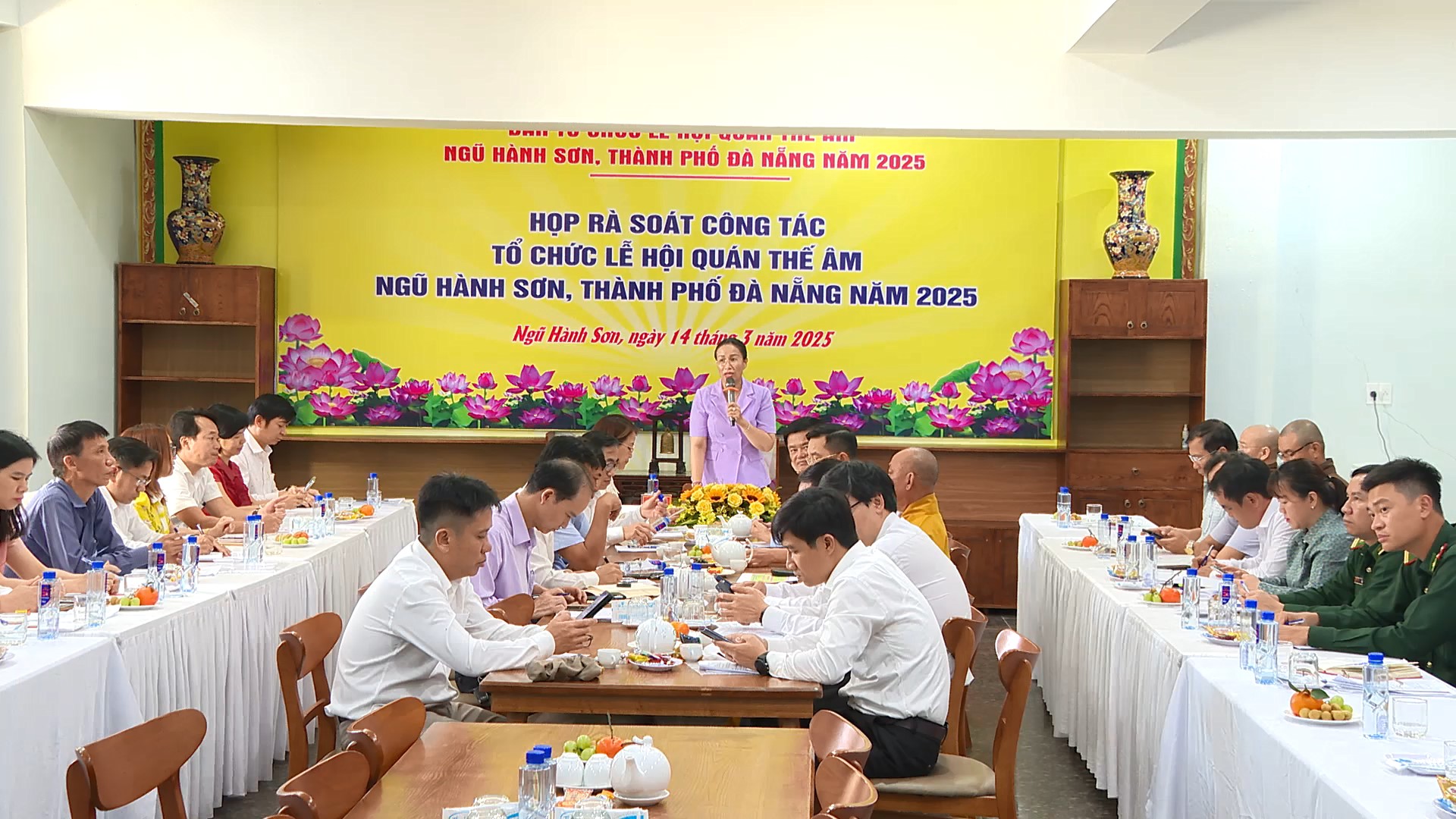 Überprüfung der Organisation des Quan The Am Festivals in Ngu Hanh Son, Stadt. Danang im Jahr 2025