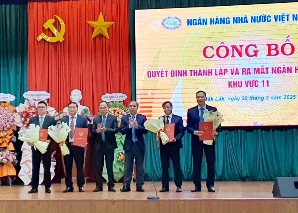 Annonce de la décision d'établir une succursale de la Banque d'État du Vietnam dans la région 11