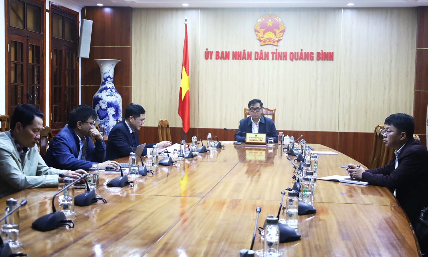 การจัดทำร่างพระราชกฤษฎีกากำหนดรายละเอียดการปฏิบัติตามมติคณะรัฐมนตรีฉบับที่ 170 และมติคณะรัฐมนตรีฉบับที่ 171