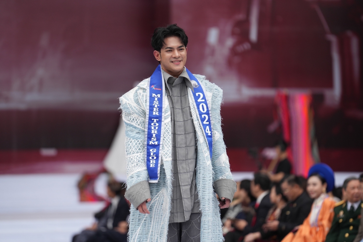tuan le thoi trang sinh vien toan cau quy tu 999 hoa hau va nam vuong hinh anh 2