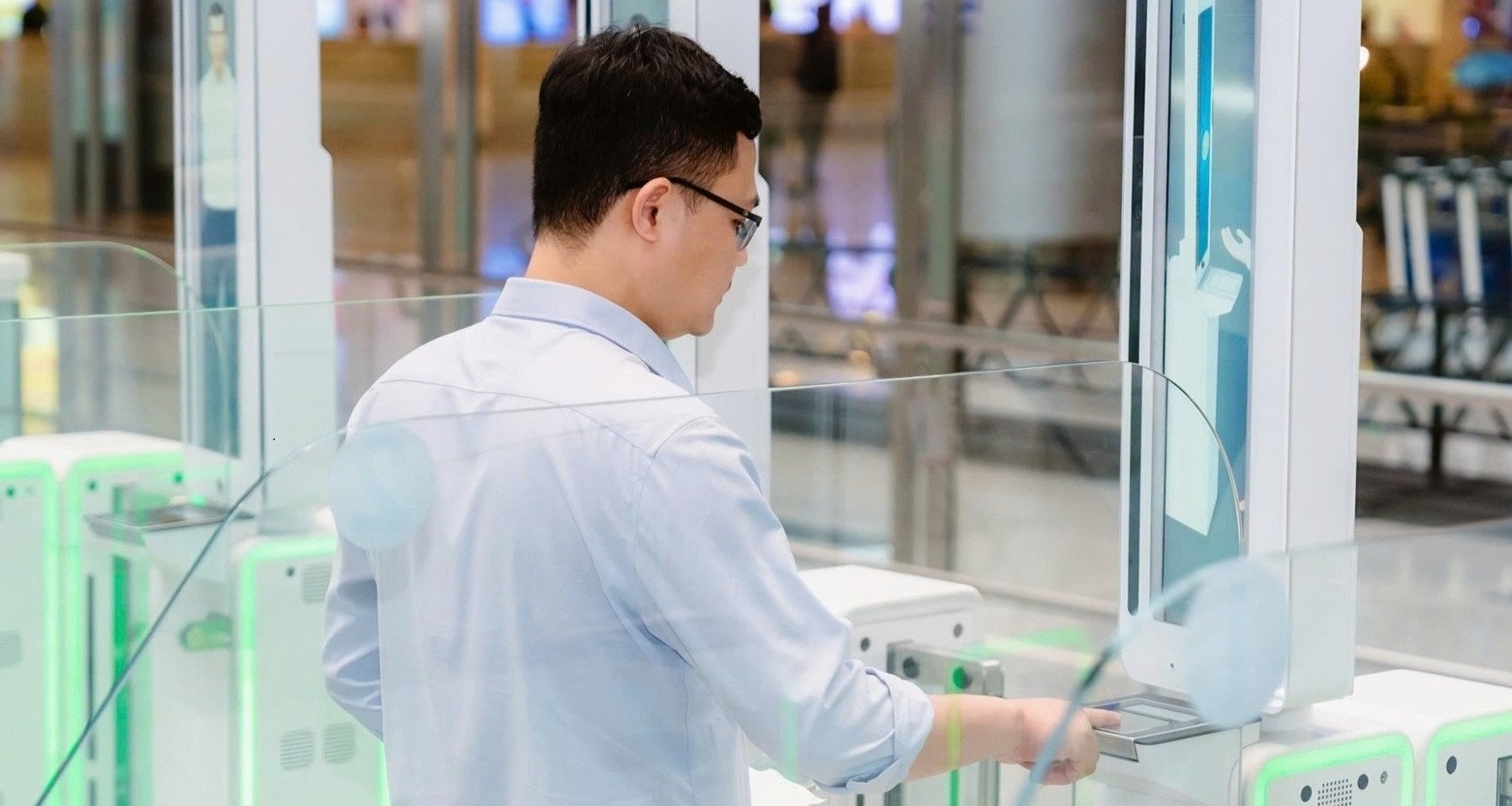 Vietnam's first airport completes 100% automation process