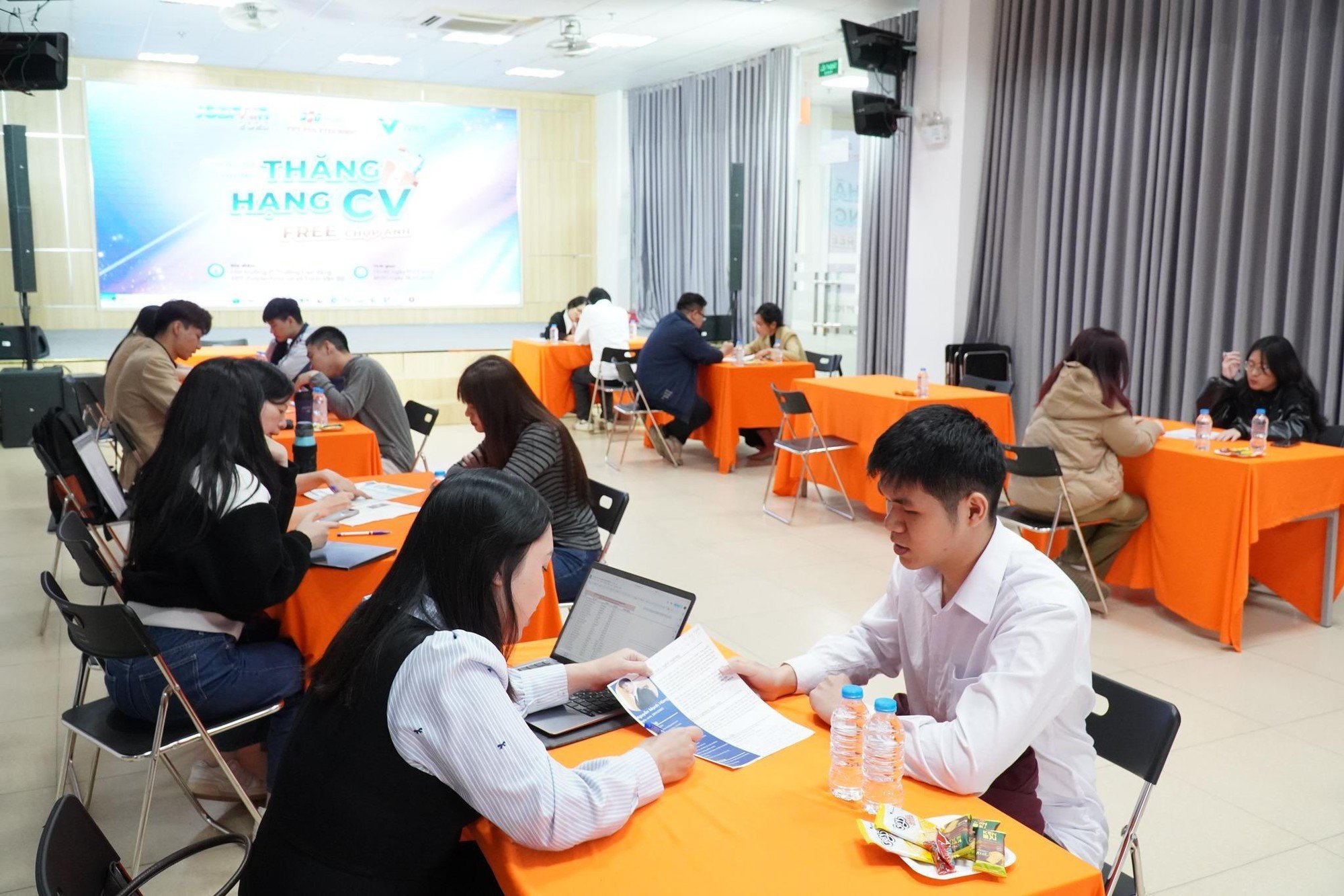 FPT Polytechnic tổ chức JobFair, khẳng định giá trị 