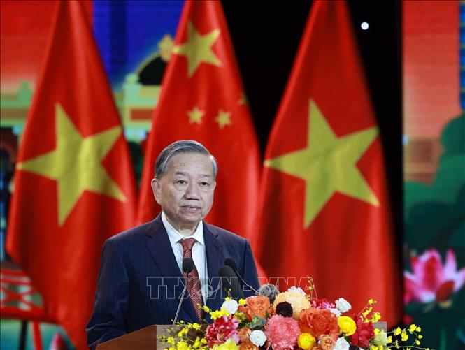 Le secrétaire général To Lam : La jeune génération héritera de la tradition d'amitié, apportant un avenir radieux aux relations Vietnam-Chine