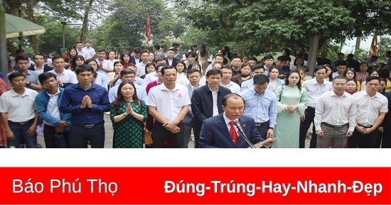 Dâng hương “Hướng về Đất Tổ”