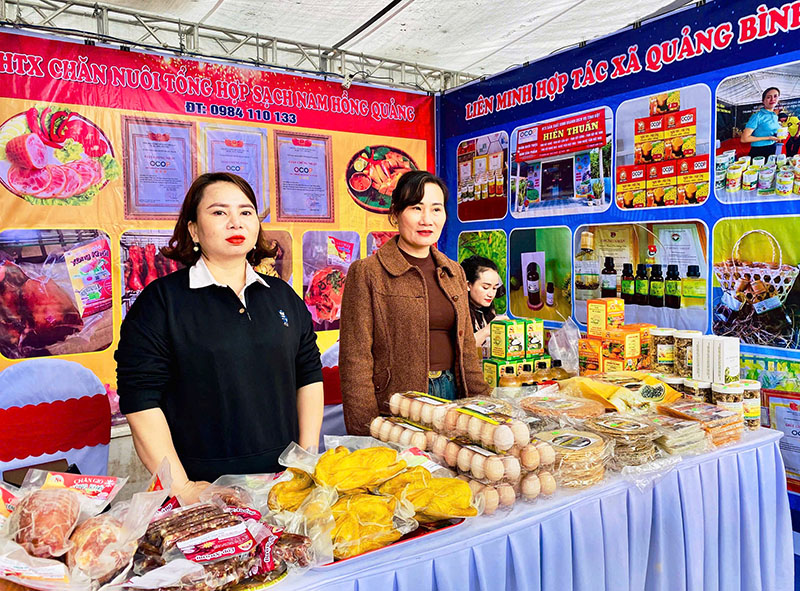 Stand de l'Union coopérative de la province de Quang Binh à la foire