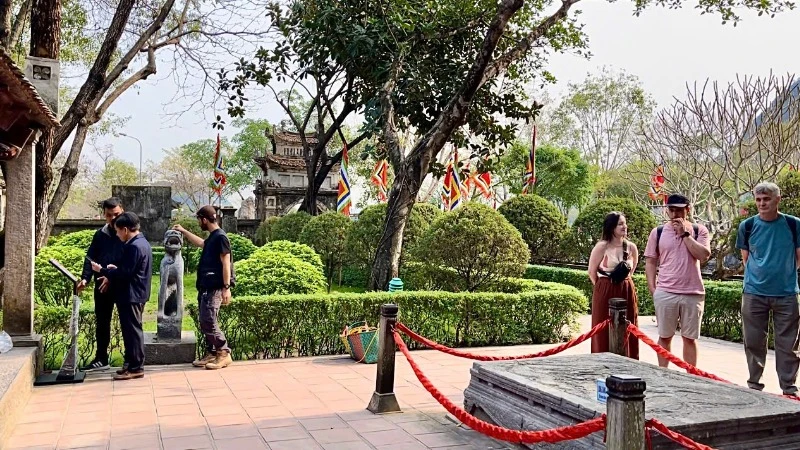 Das Projekt „Love Vietnam“ der Zeitung Nhan Dan wurde in Ninh Binh eingesetzt