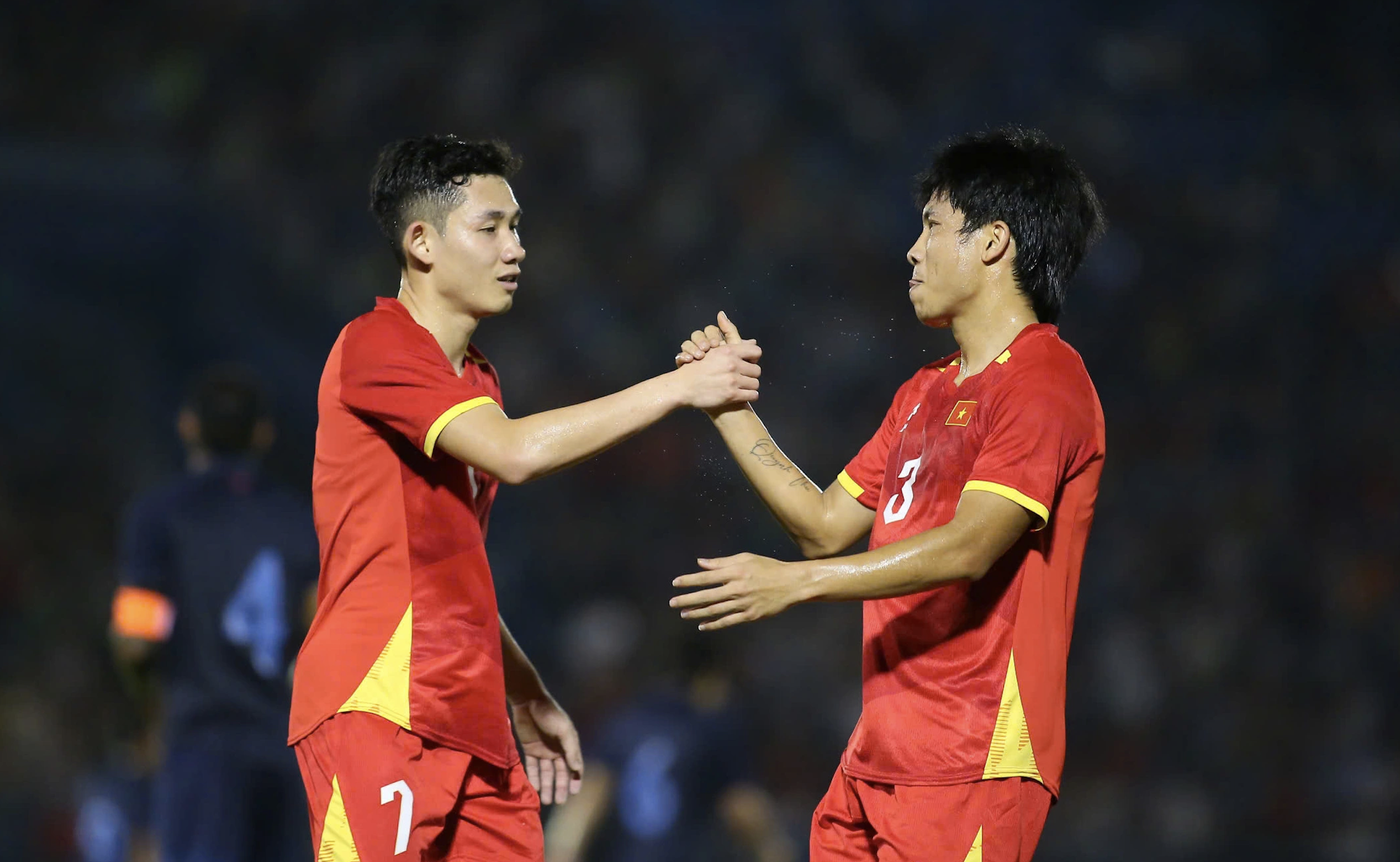 Vietnam team spreads its appeal under coach Kim Sang-sik